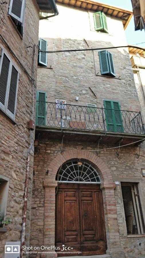 Ferienwohnung Kairos Montone Exterior foto