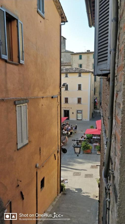 Ferienwohnung Kairos Montone Exterior foto